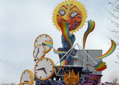 Un carro del Carnevale di Fano