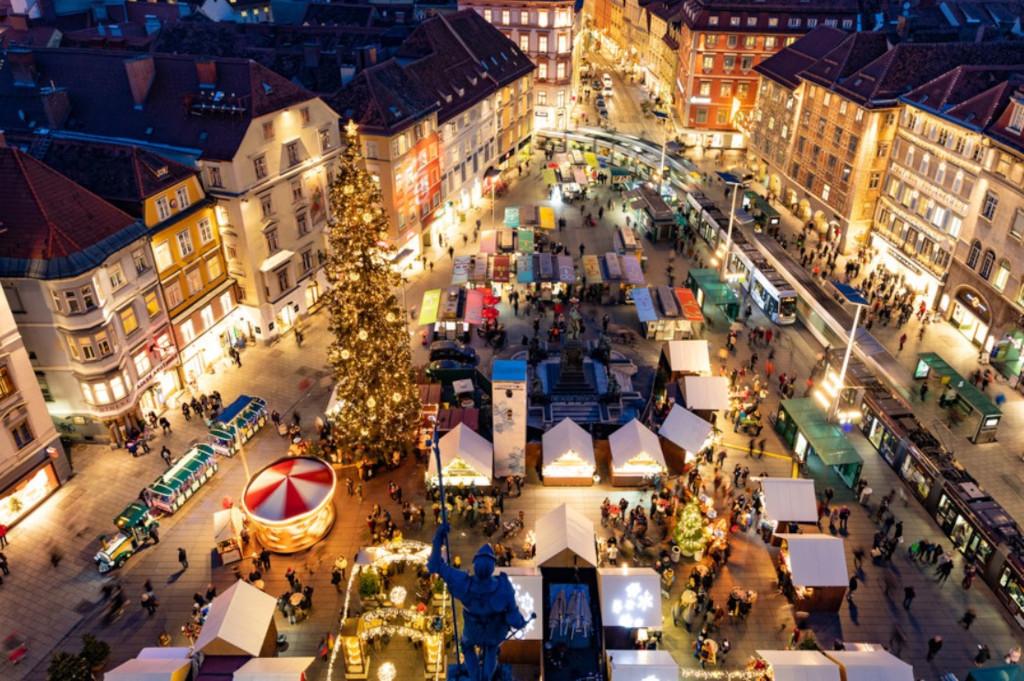 immagine da images/MercatiniNataleGraz.jpg